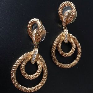 GOLDTONE FASHION DROP EARRINGS WITH CRYSTALS